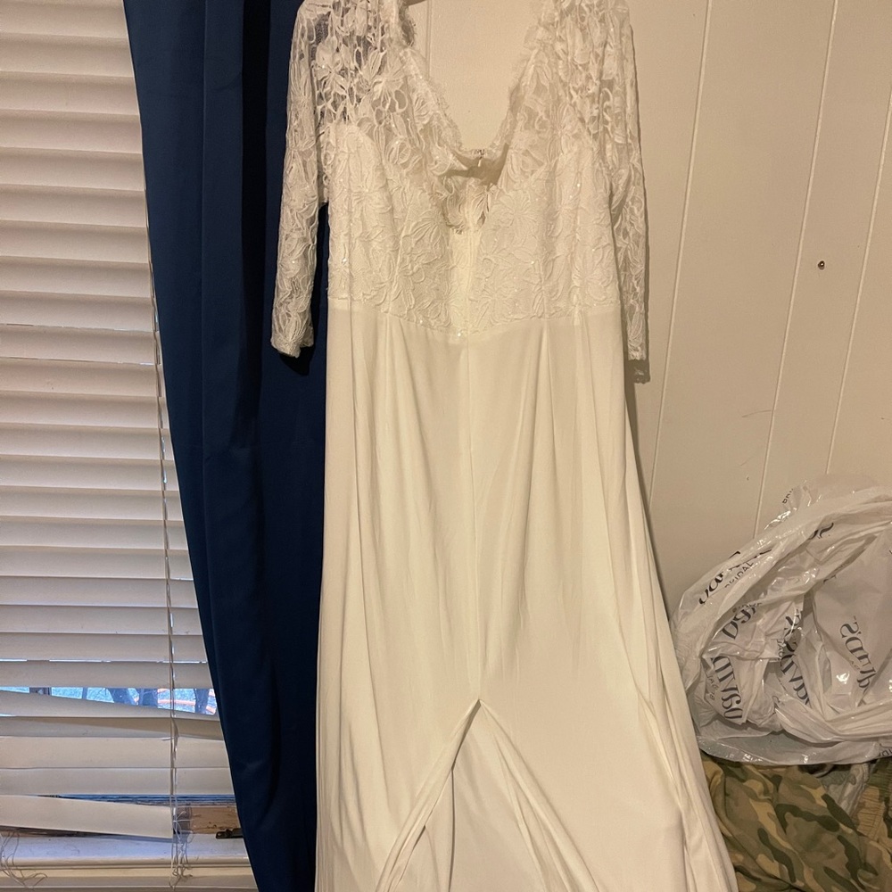 Wedding dress